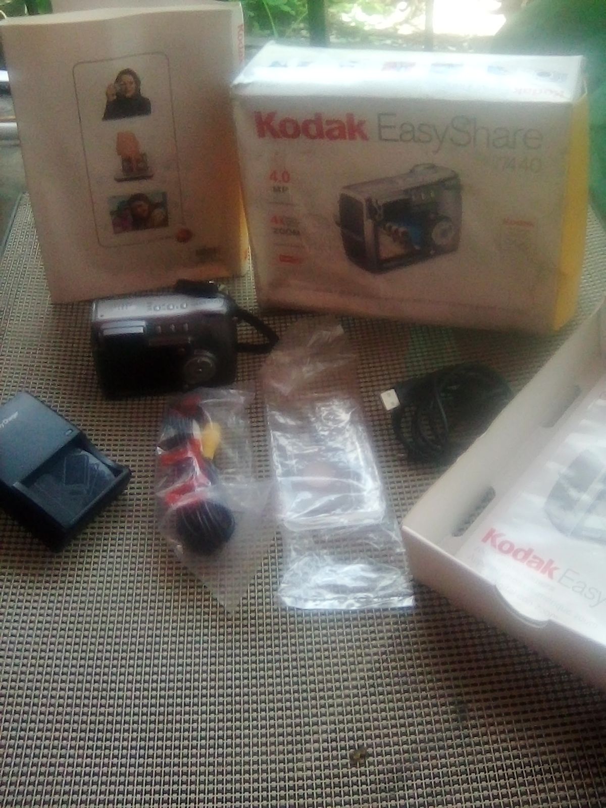 Kodak Easy Share Zoom Digital camera(com