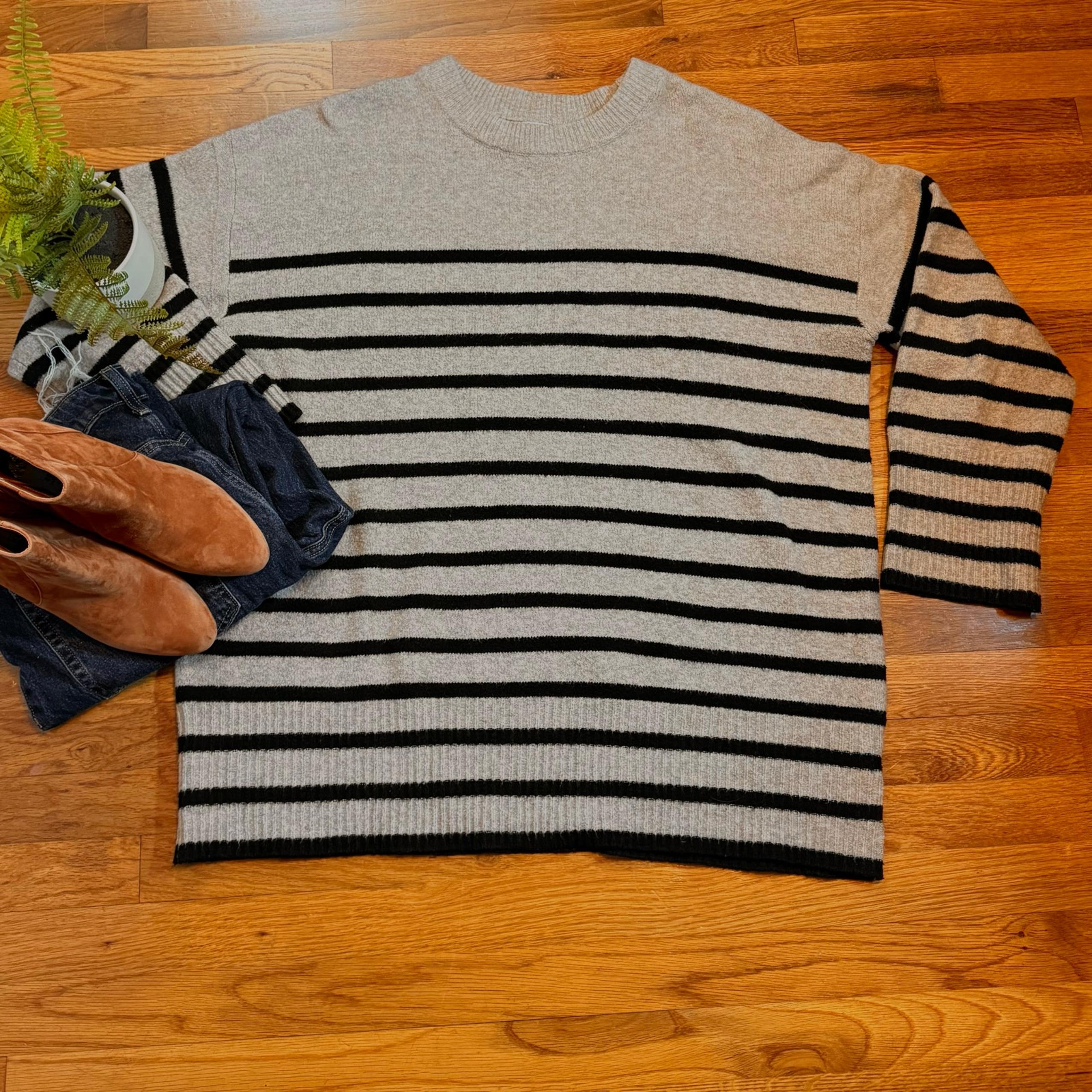 A New Day Women’s XXL Tan Black Striped Long Sleeve Crewneck Sweater Classic