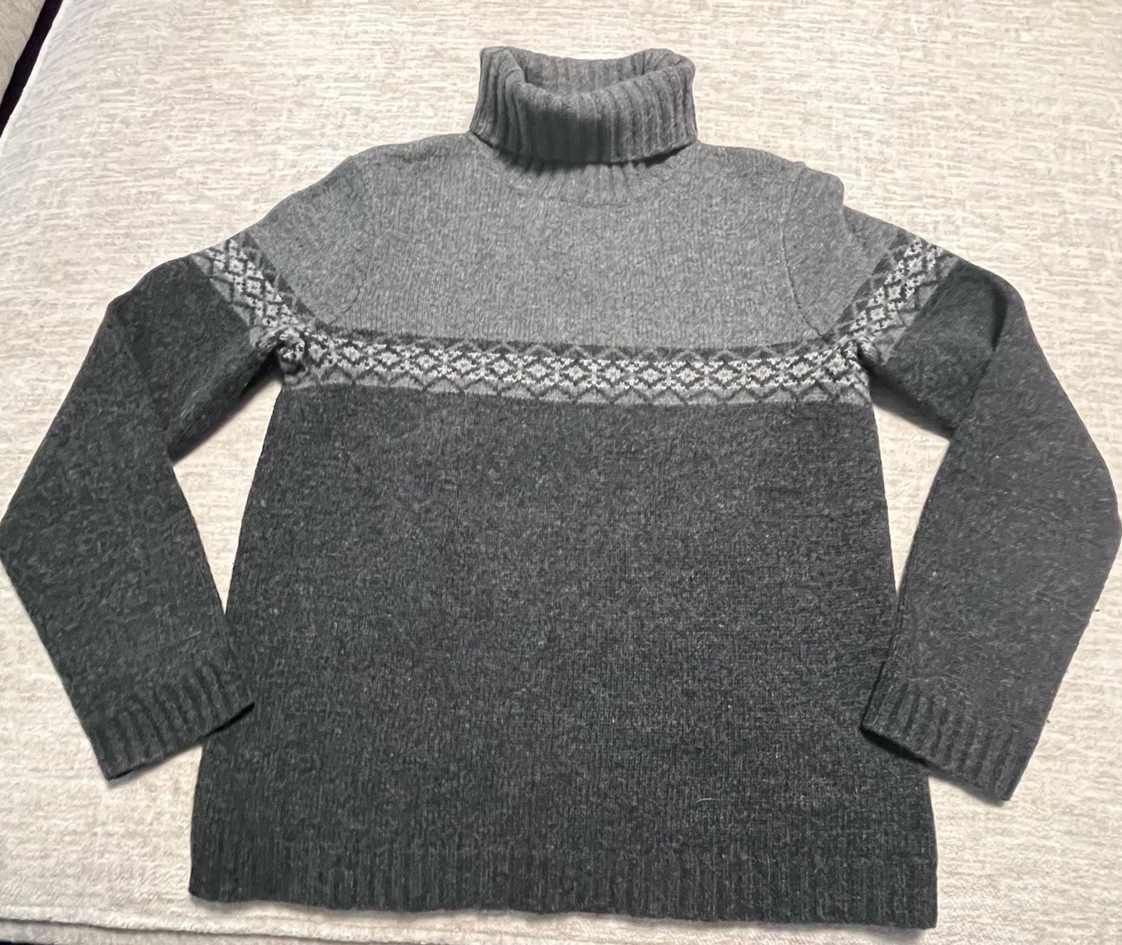 Eddie Bauer Men’s Medium 100% Lambswool Turtleneck Sweater Gray Fair Isle