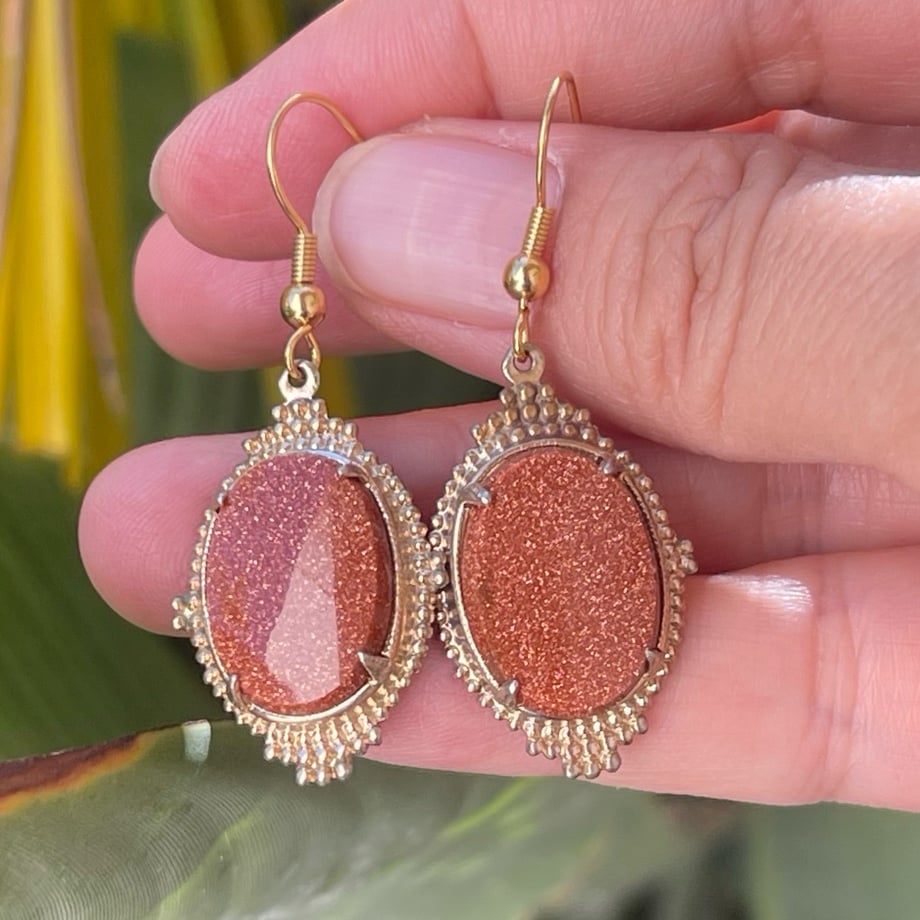 Orange brown goldstone & gold tone hoop earrings