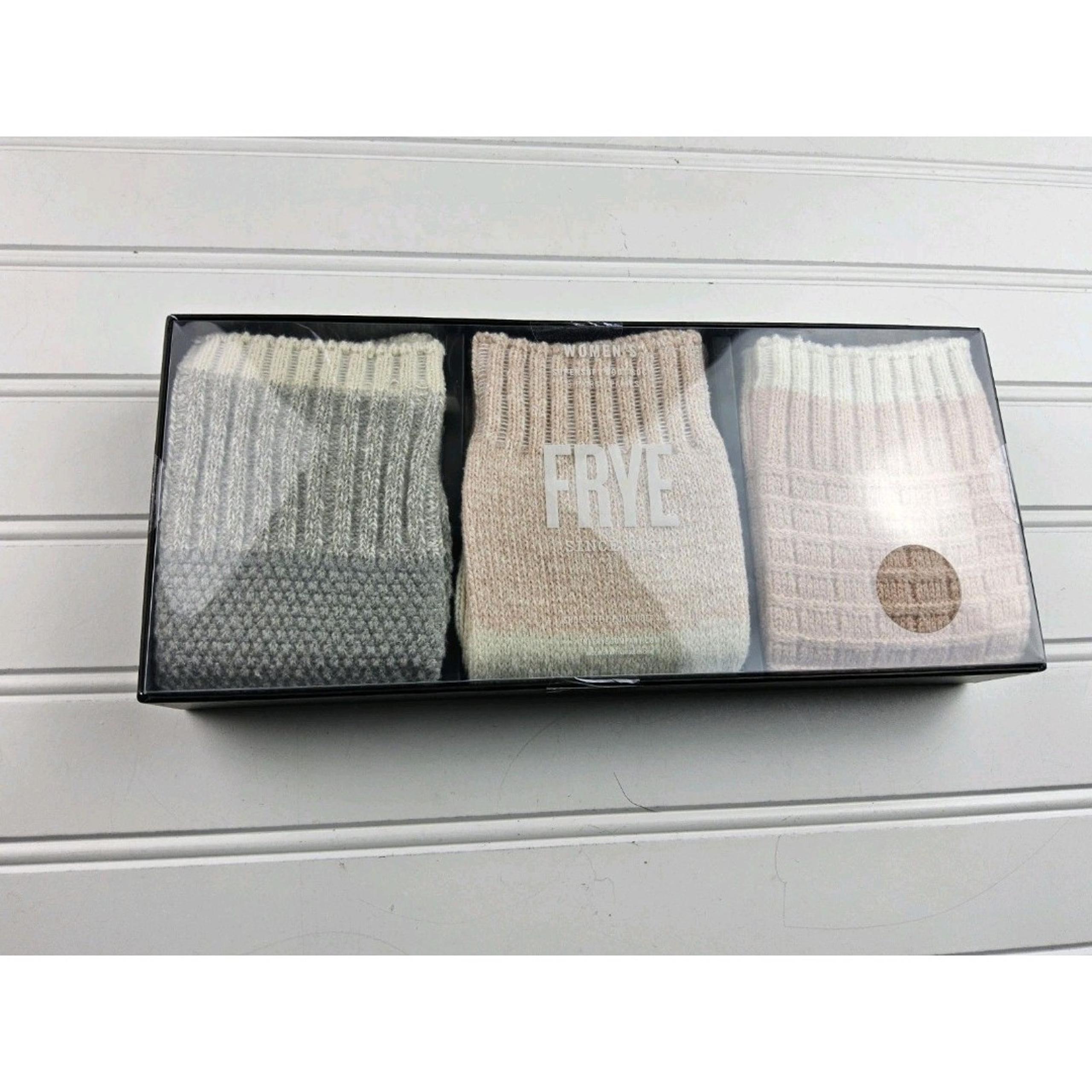 Frye Women's 3 Pack Micro Poly Soft Socks One Size