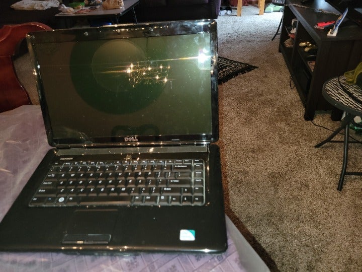 Dell Inspiron 1545 Laptop