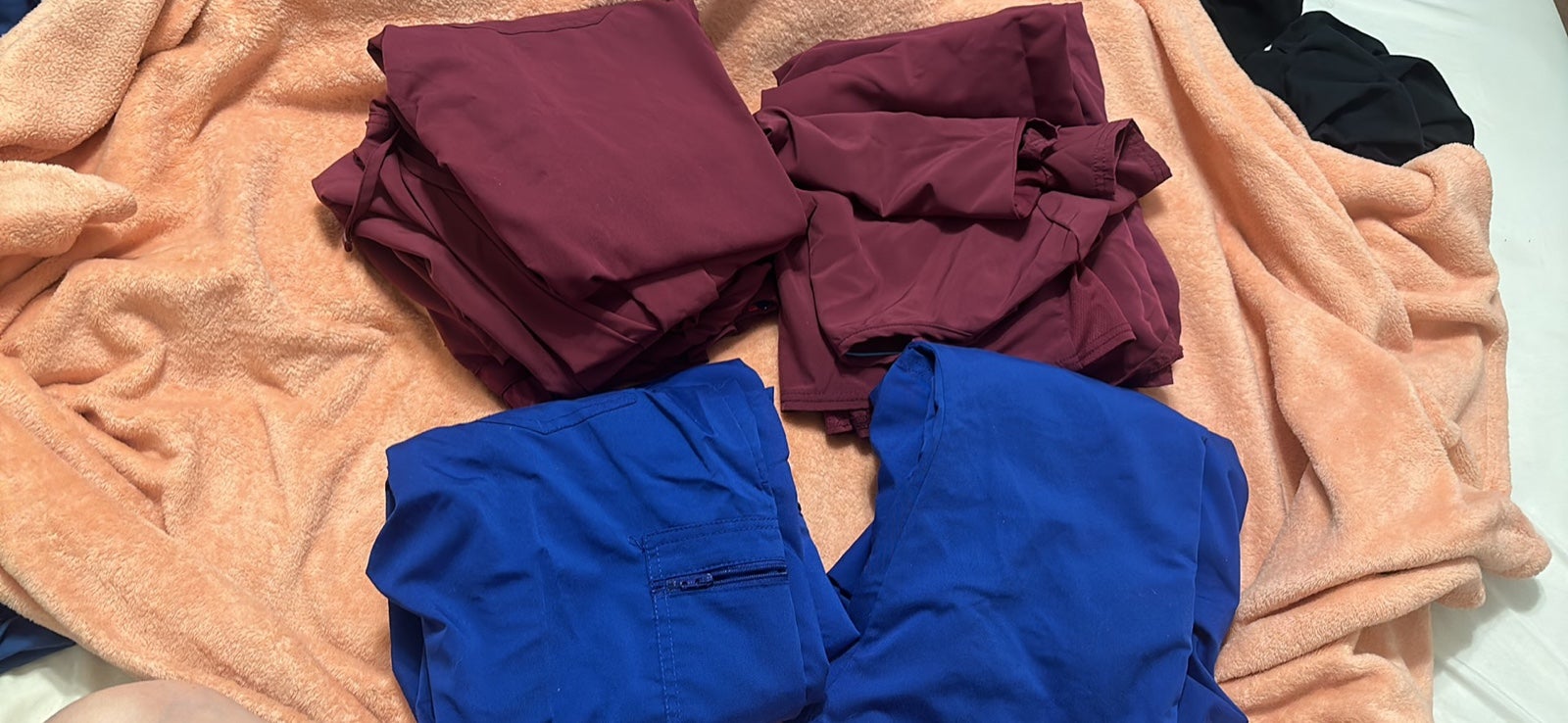 Womens scrubs