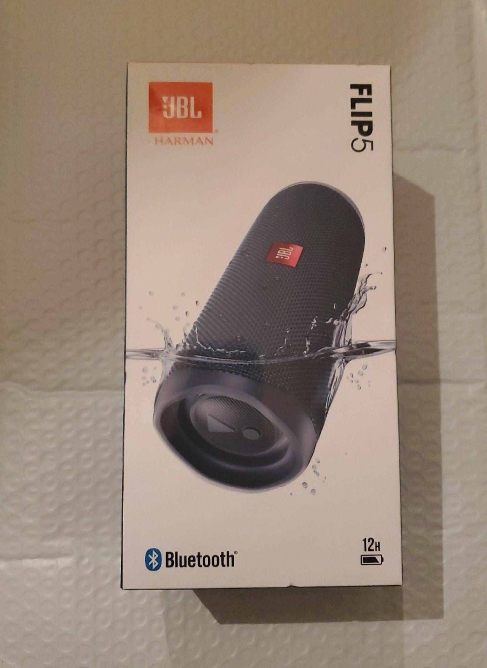 JBL Flip 5 Bluetooth Speaker NIB BLUE