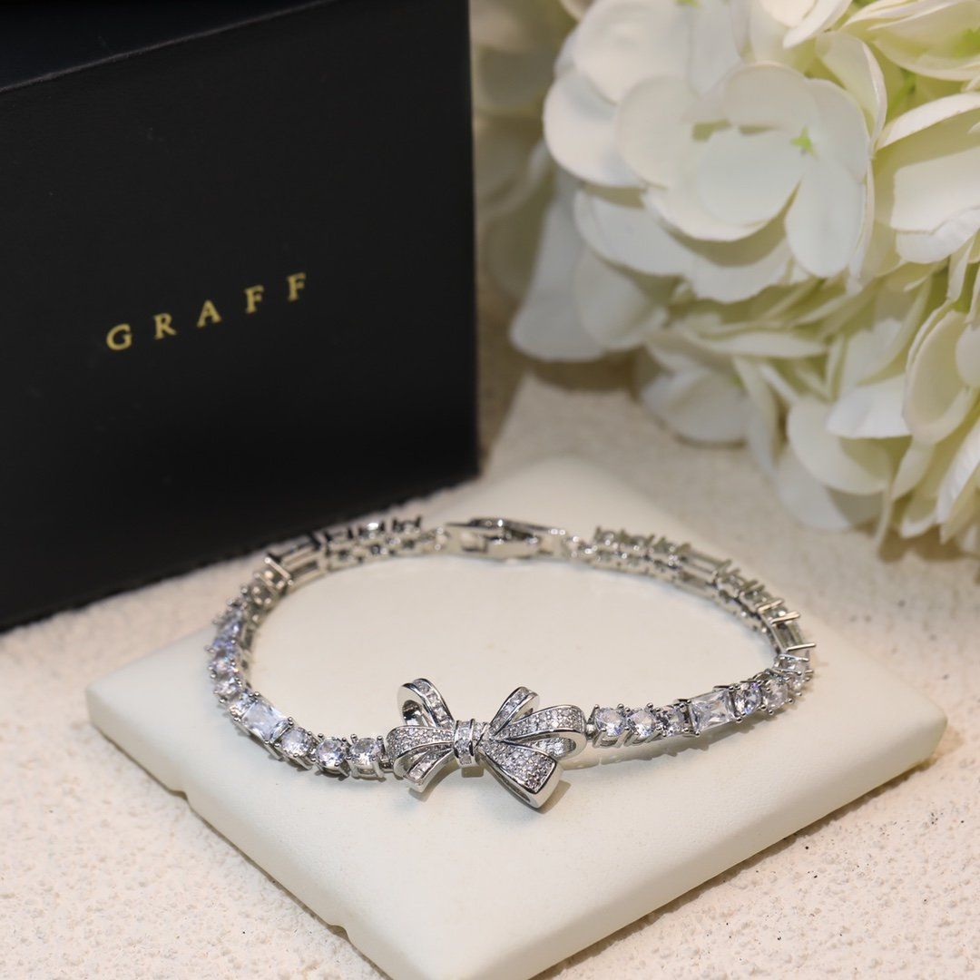 Graf bow bracelet