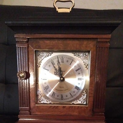 Dunhaven Quartz Mantel Clock