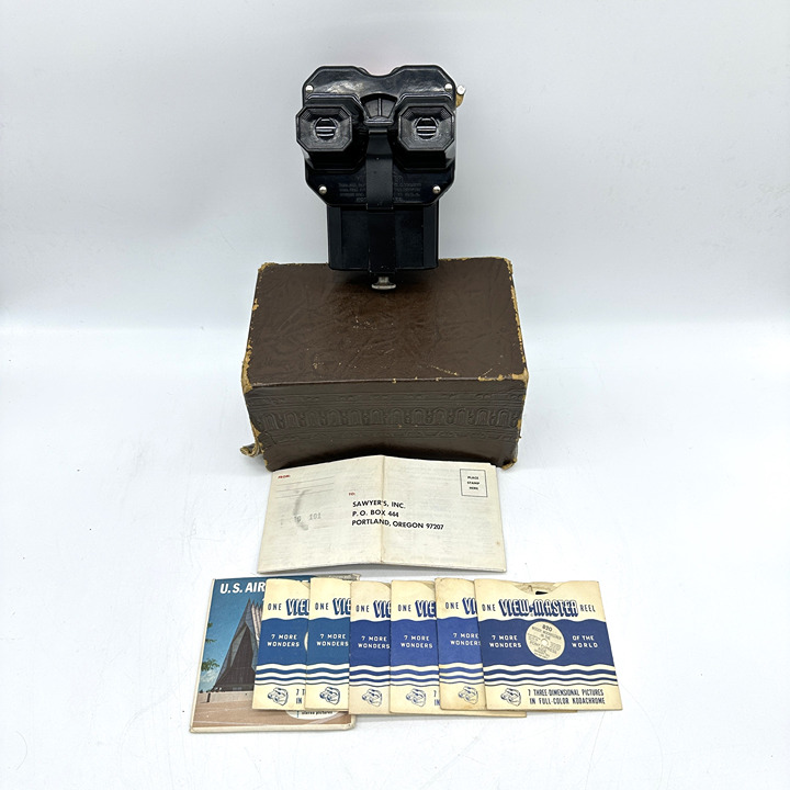 Vintage 1940s Sawyers View Master w/ Light Attachment Black w/ Box & Reels