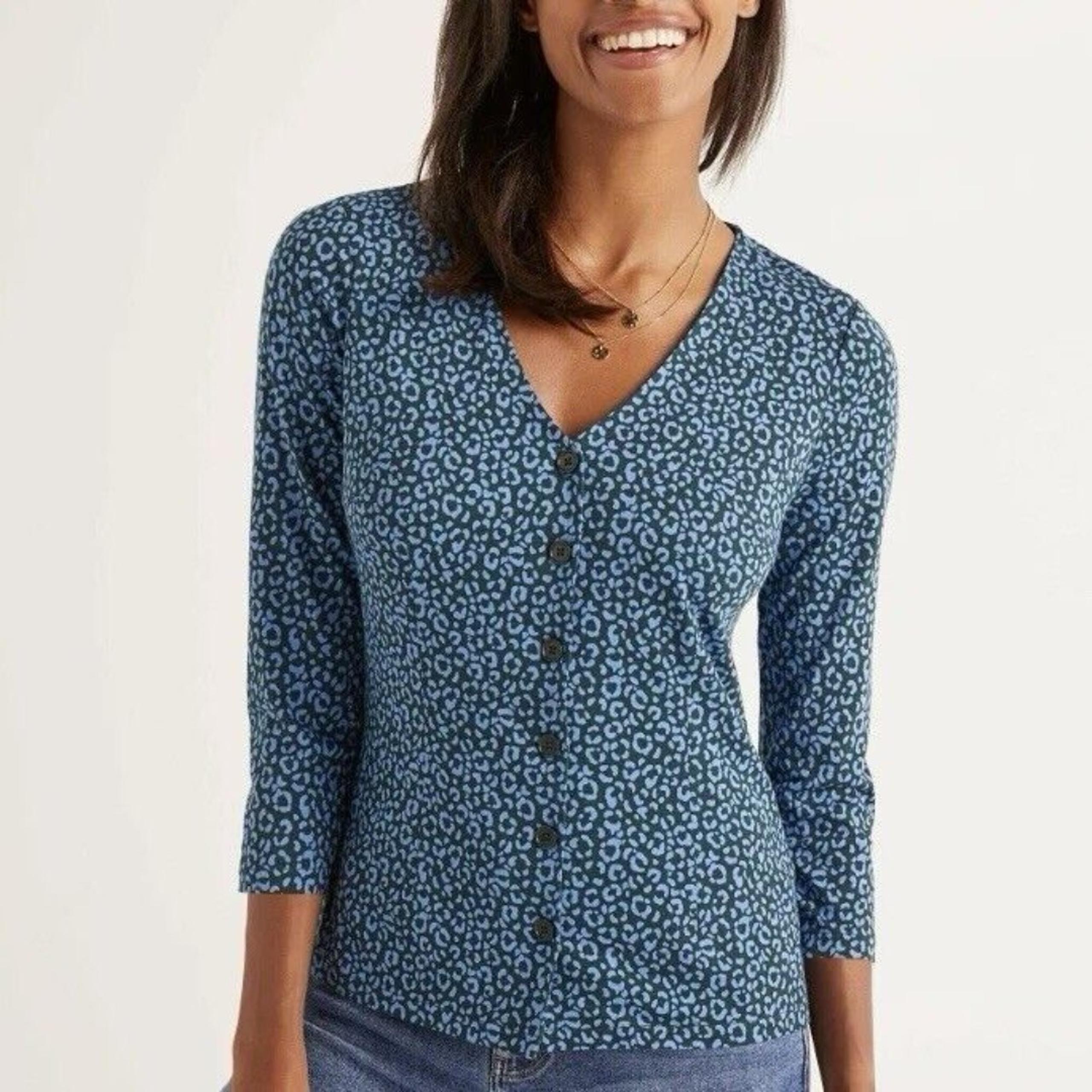 Boden Fleur Jersey Button Up 3/4 Sleeve Shirt Green Leopard Print Blue Size 6