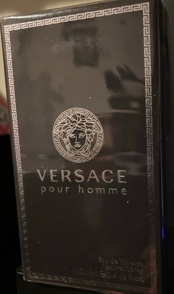 Versace Pour