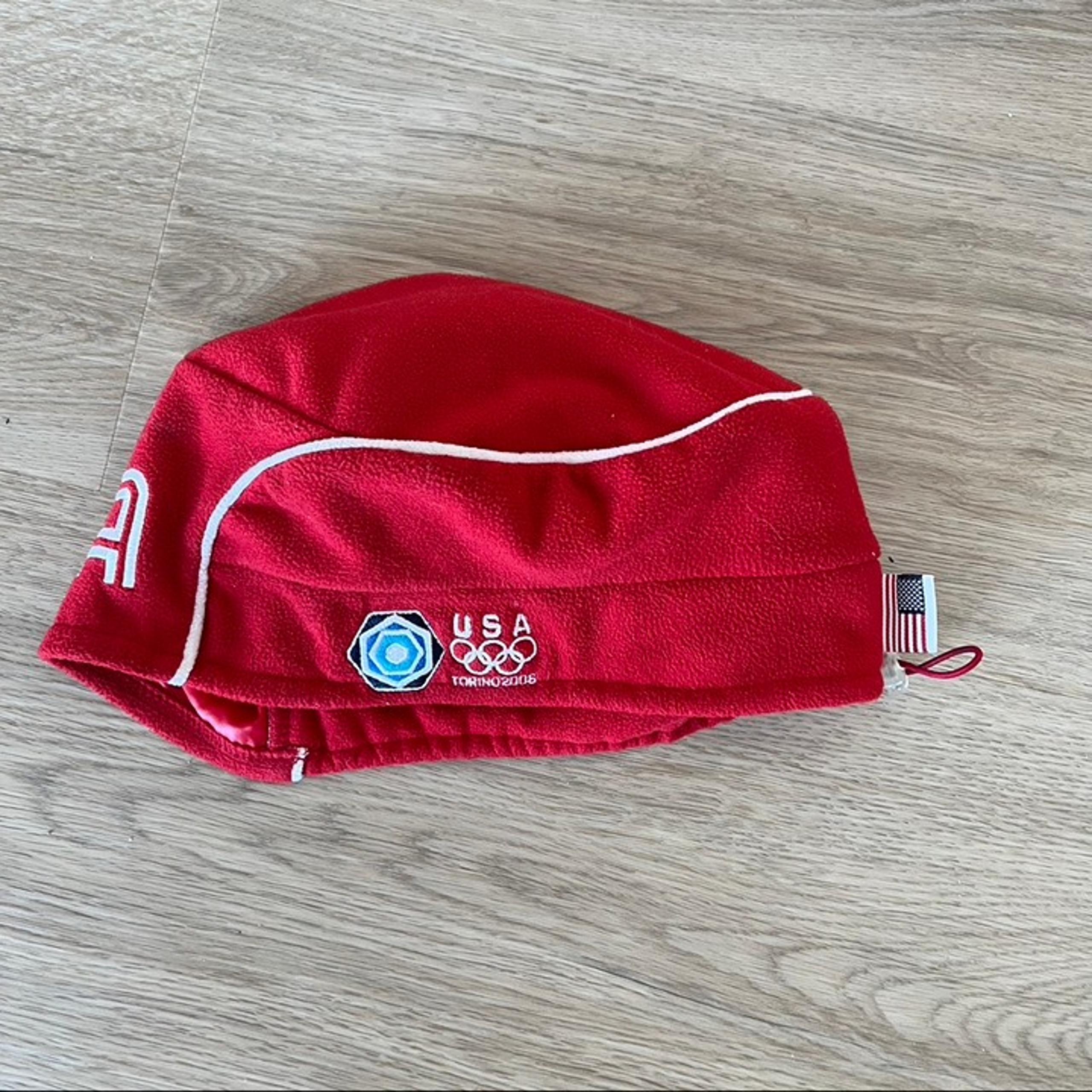ROOTS team USA Torino 2006 Olympics red fleece toque S/M hat cap
