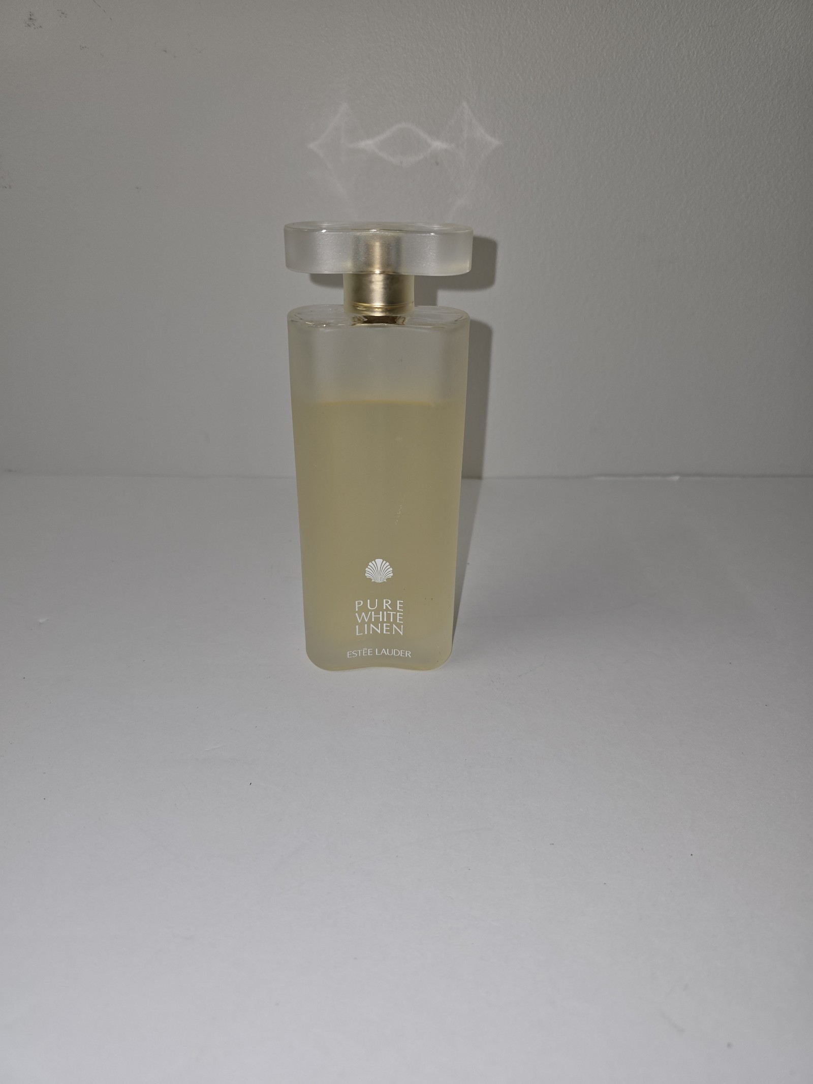 Discontinued Pure White Linen Estee Lauder Eau De Parfum Spray 3.4 OZ Perfume