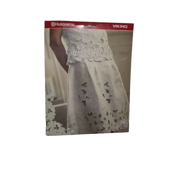 HUSQVARNA VIKING Embroidery #202- Cutwork Finesse Booklet & CD 413 15 22-01