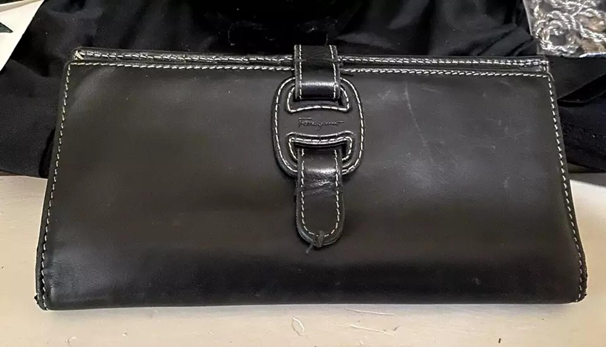 Vintage Salvatore Ferragamo Women’s Black Leather Wallet