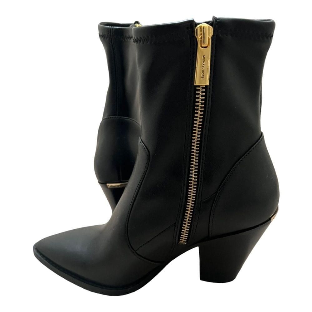 NWOT Michael Kors Dover Booties