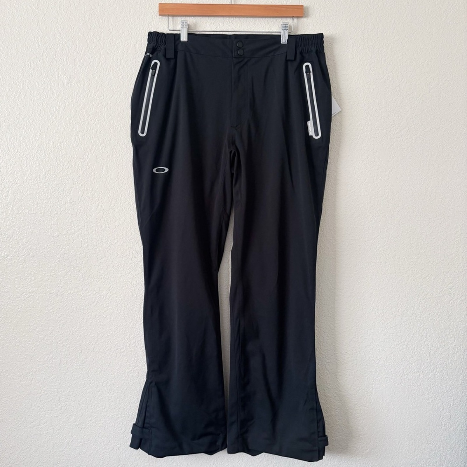 Oakley Defend Rain Pant Jet Black Large New MSRP 225.00