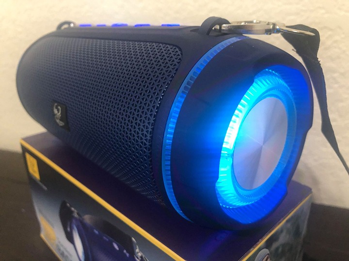 Portable Bluetooth Speaker Wireless Fm Radio Party Multi Color Led Light Recharg