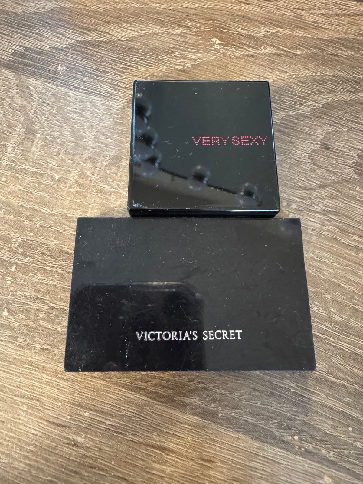 HTF Victoria’s Secret makeup Bunny and sunny cheeks mosaic bronzing