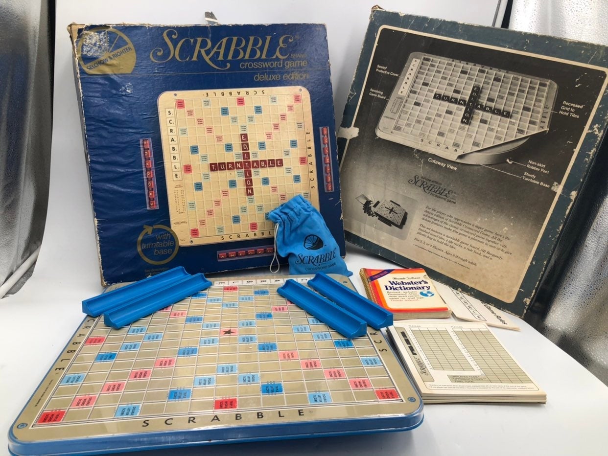Deluxe edition scrabble bopard game
