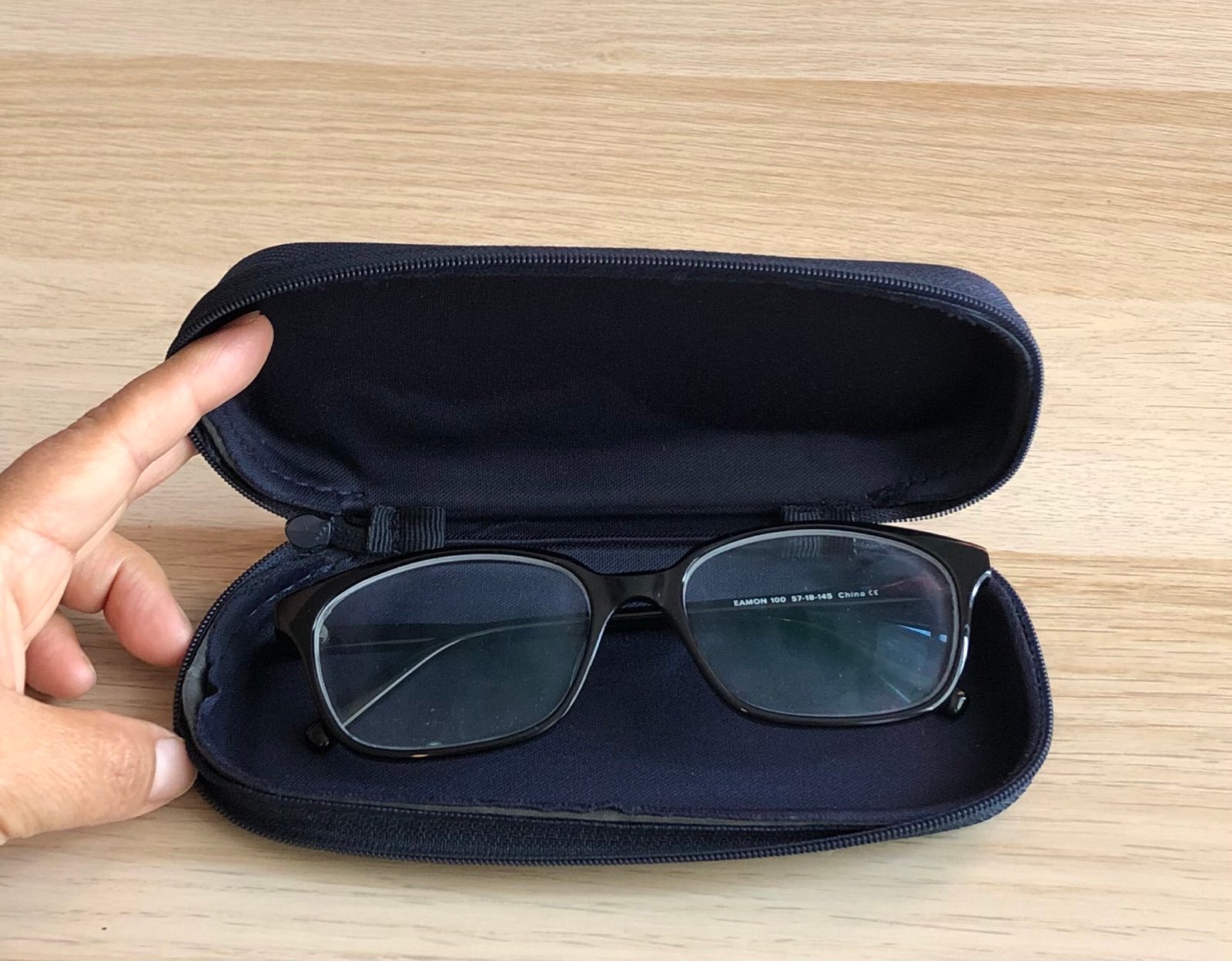 Eamon 100 Black Eyeglasses With Navy Case.
