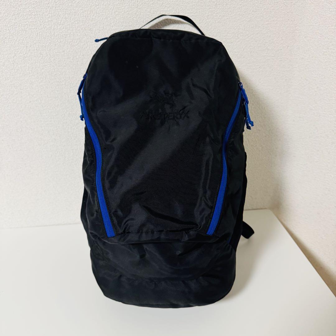 Amazon.com: Arc'teryx Mantis 26 Backpack, Rune 14, One Size
