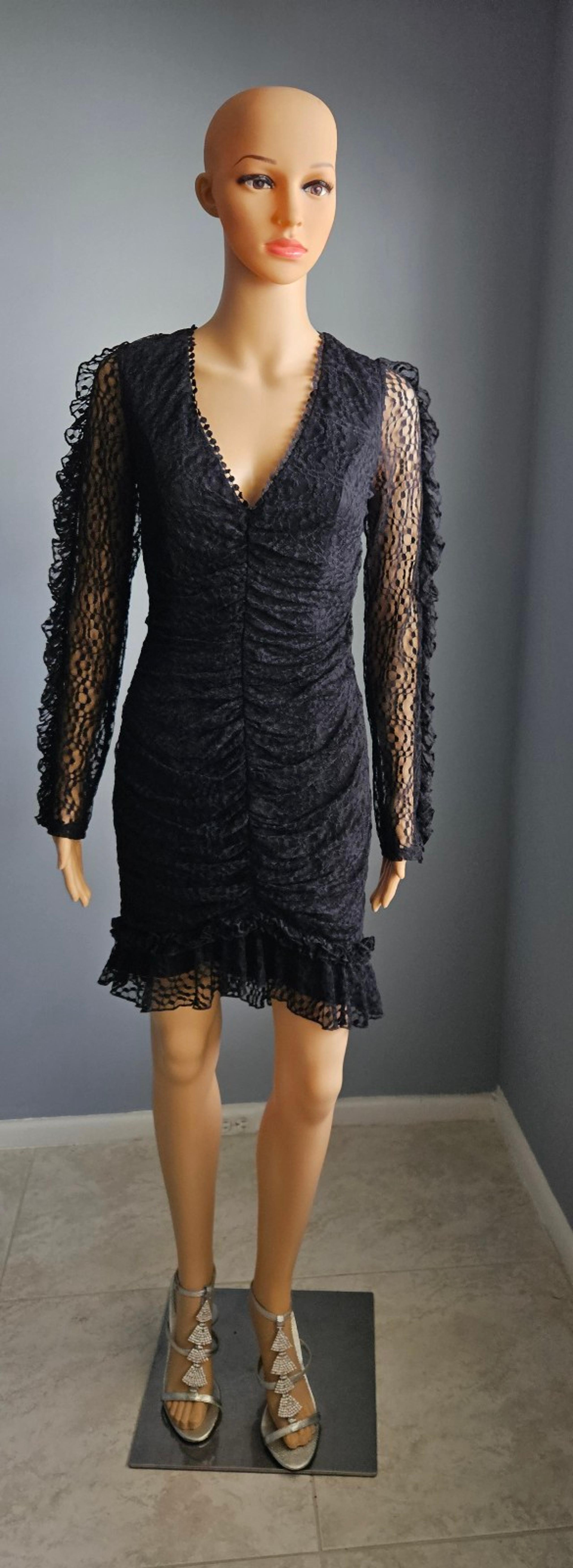 Etiquette Dress