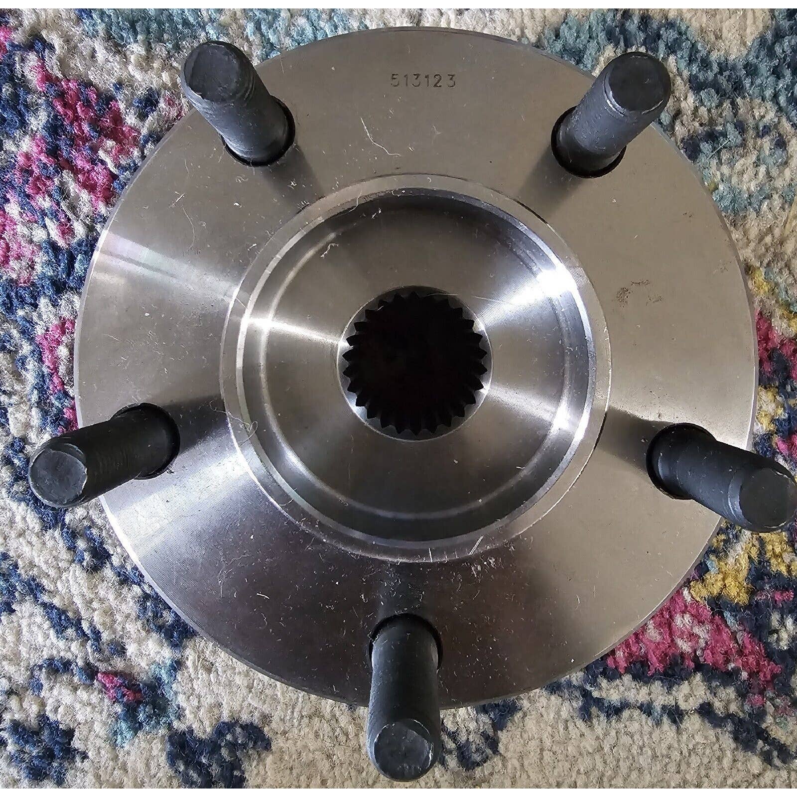 Front Wheel Hub and Bearing Assembly For 1996-2007 Town and Country Caravan FWD