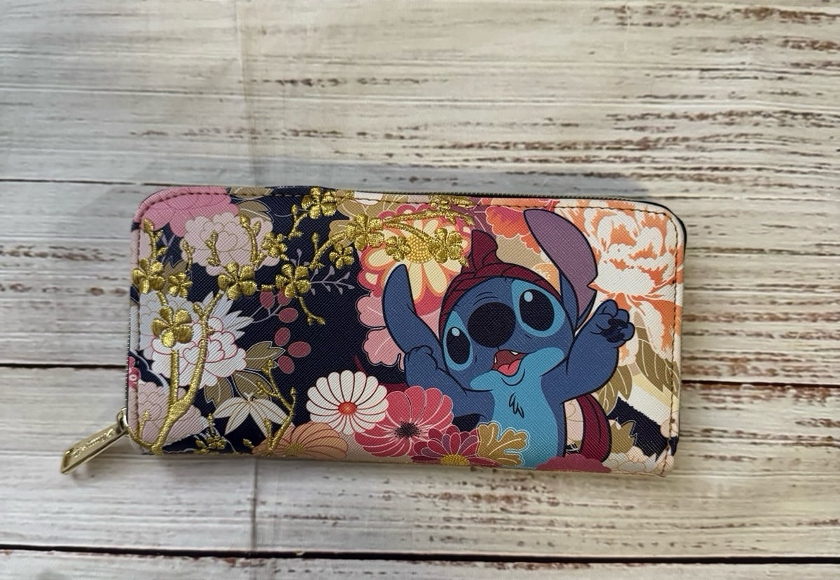 RARE Loungefly Disney Lilo And Stitch Floral Festival Zip Wallet