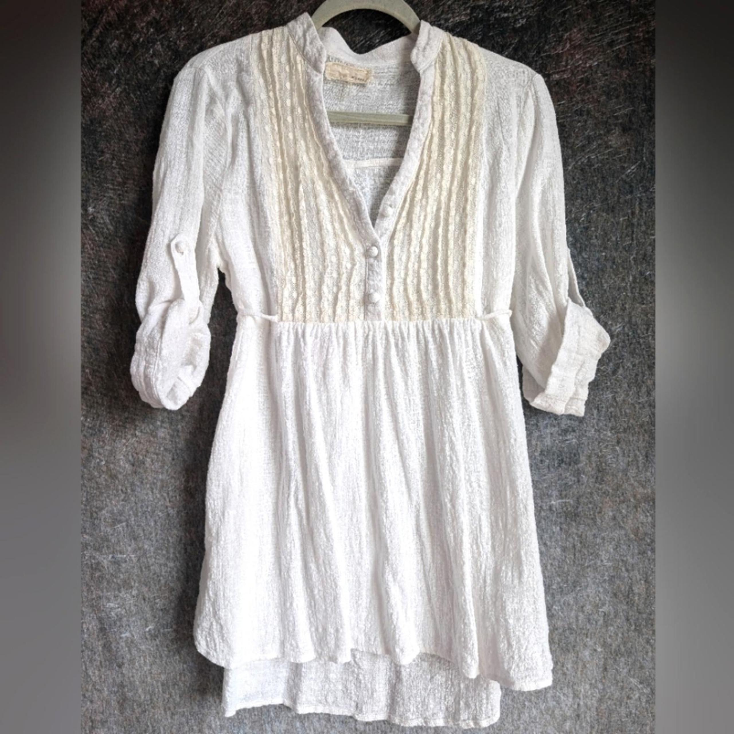 A'Reve Anthropologie Cream Ruffle Boho Tunic