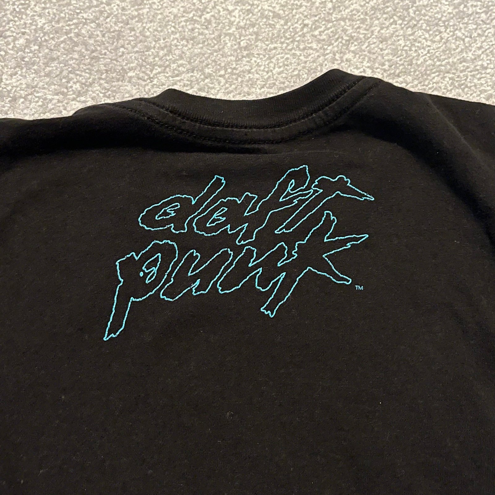 Vintage 2010s Disney Tron Legacy Daft Punk Movie Promo Graphic Logo Tee Shirt - detail