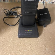 Motorola HT1000 Handle Talkie Fm Radio.