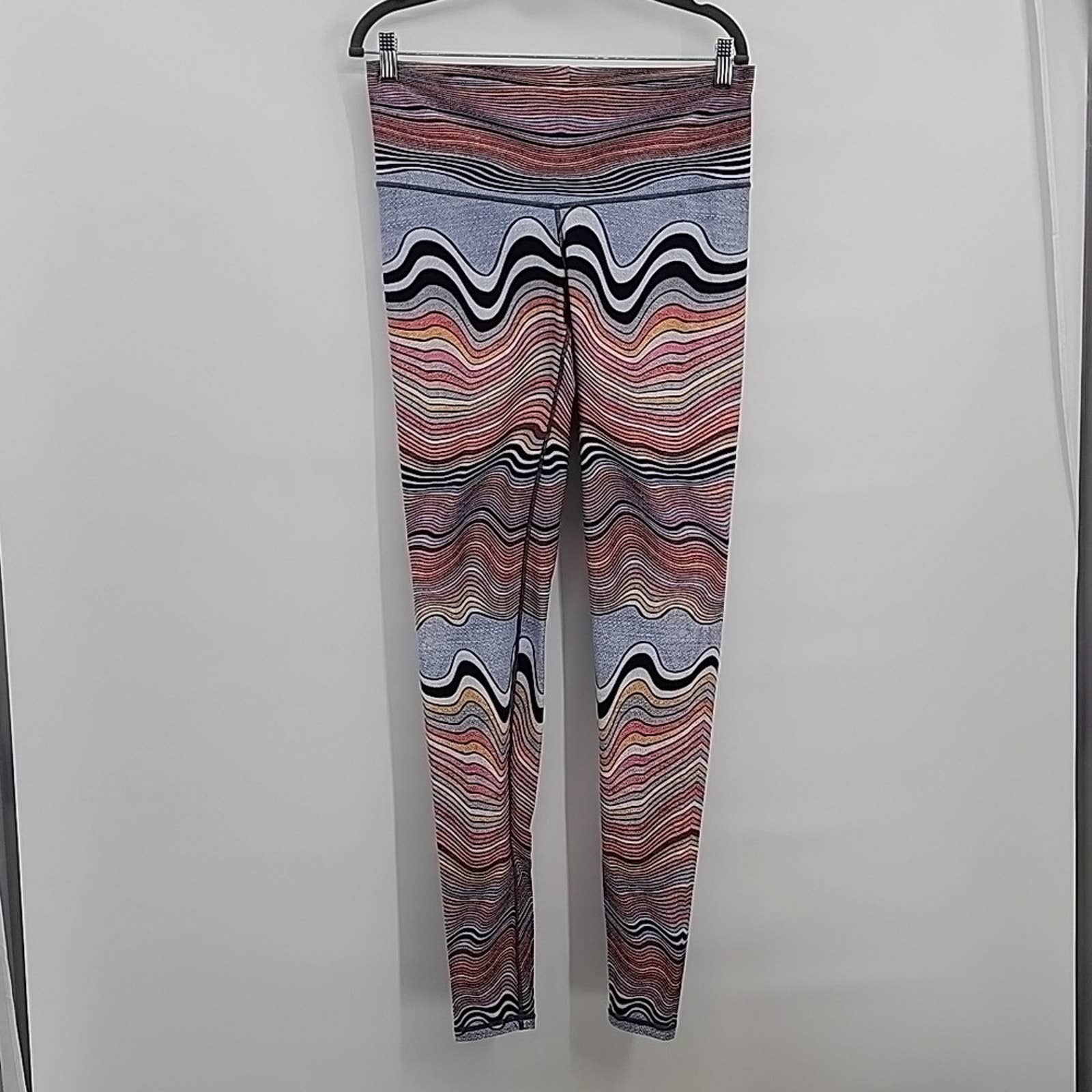 Niyama Sol Eraser Endless Four Way Stretch Leggings Size XL.