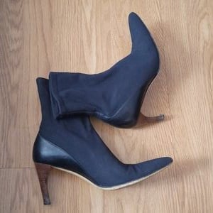 Gucci Ankle Boots . Size 9B