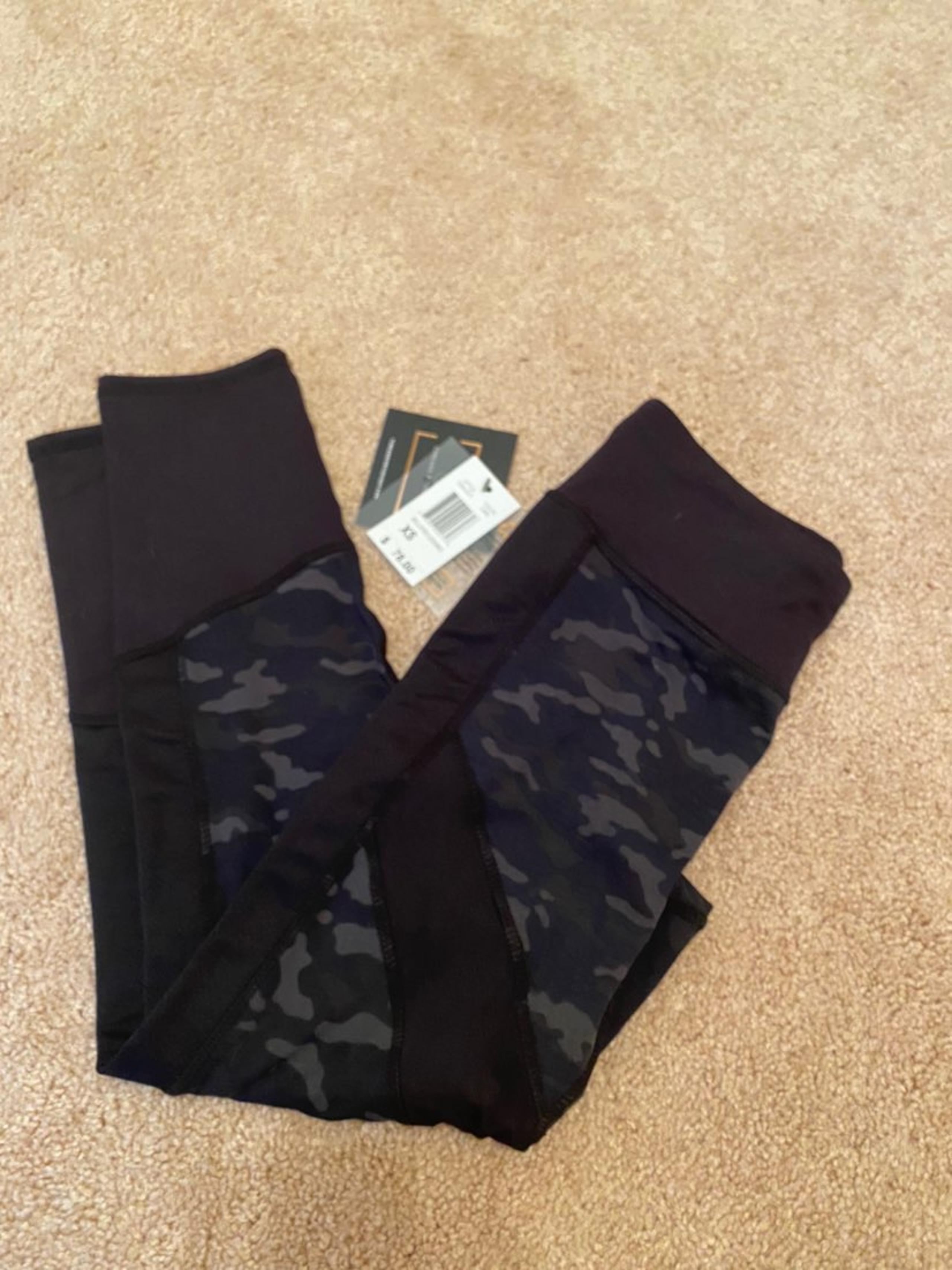 Threads 4 thought camo leggings
