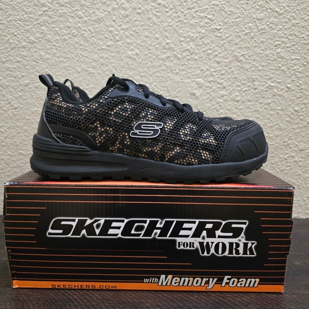 Skechers Women's Black Leopard Work Shoe Memory Foam Comp Toe NWT Size 7.5