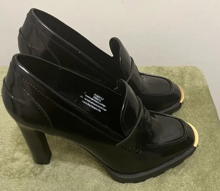Karl Lagerfeld Paris Virna Black High Heel Patent Faux Leather Shoe Size 9M NWOB