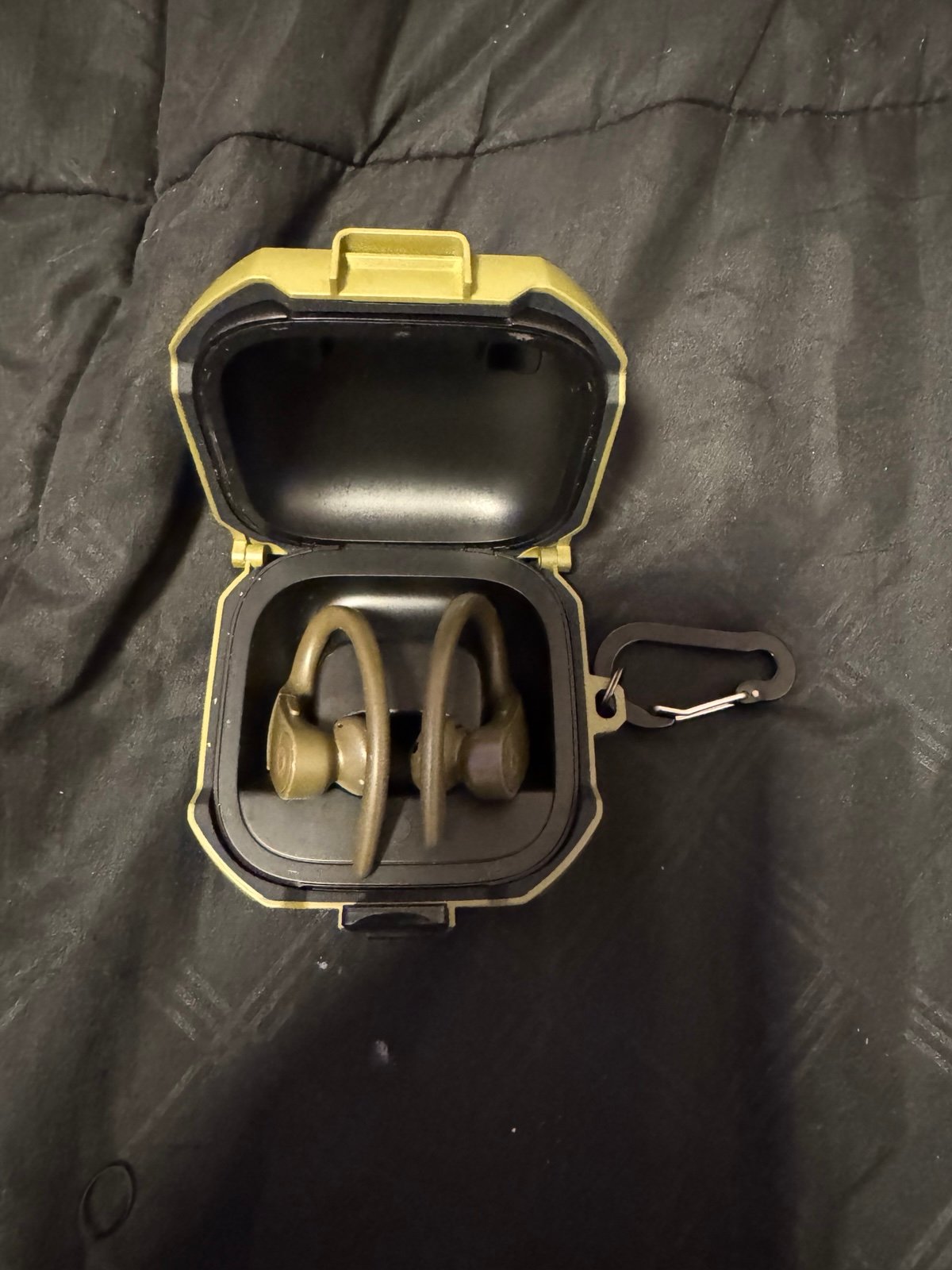 Beats Powerbeats olive