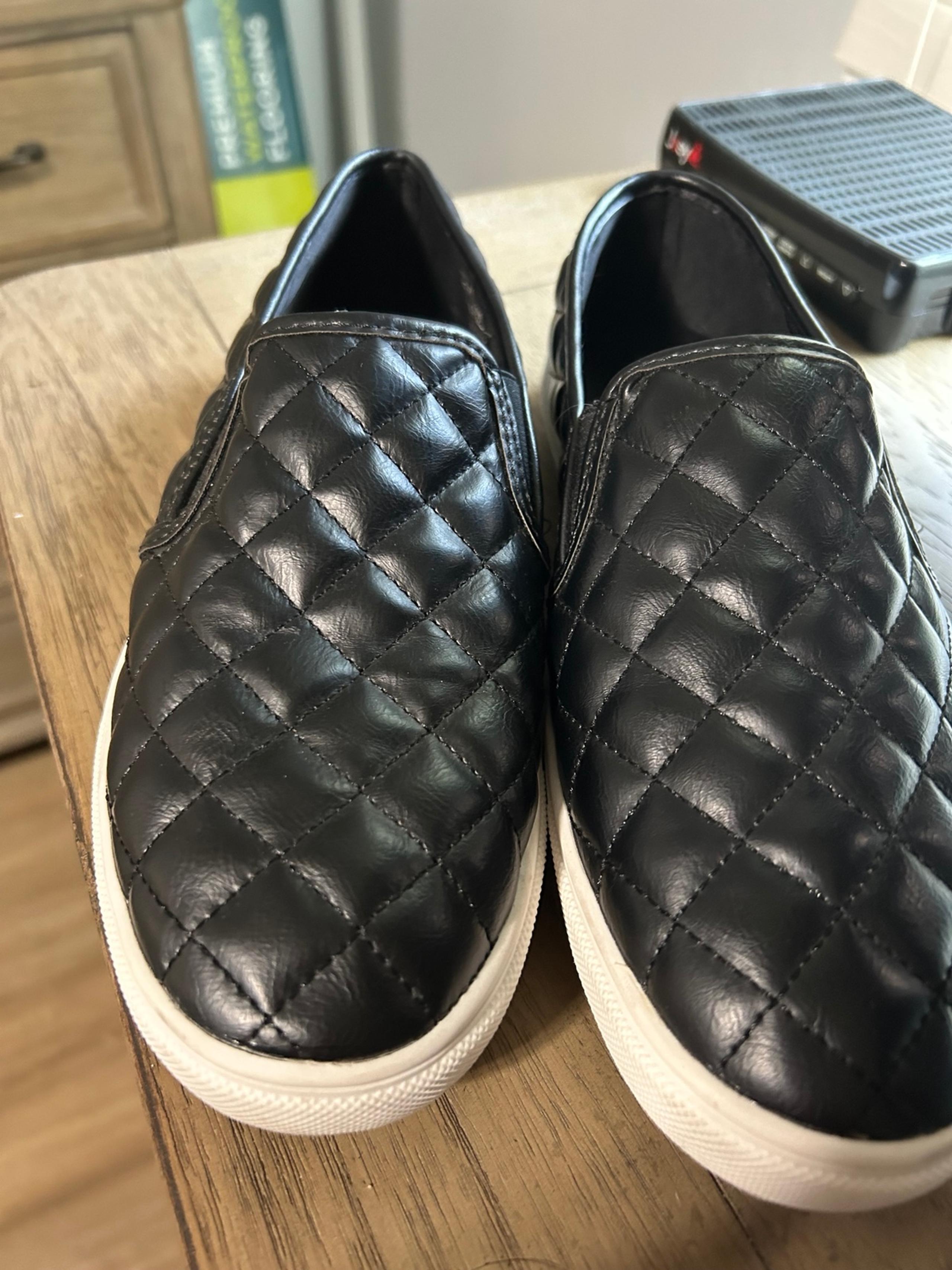 Time and Tru slip on shoes