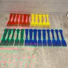 38 vintage Dixie Krazy Kritters Children's Plastic Flatware Set Forks Spoons
