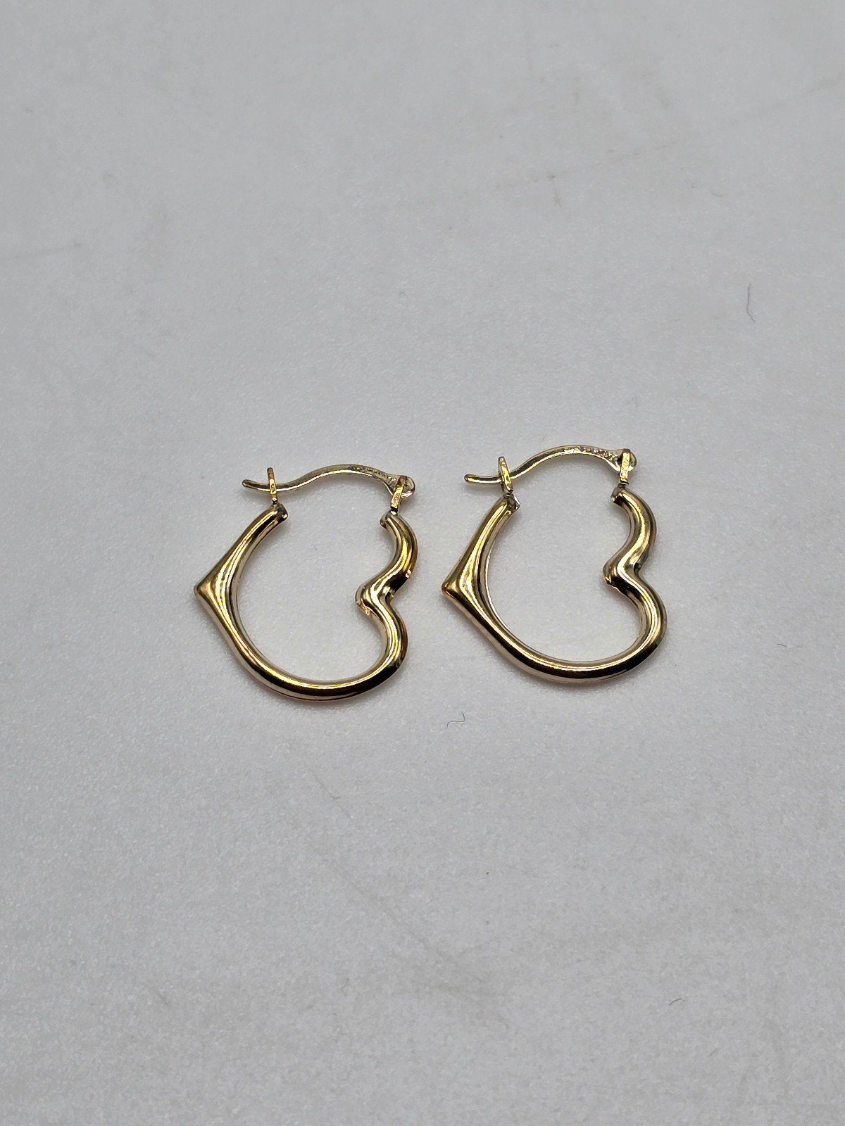 10k Heart Hoop Earrings Stamped RCI