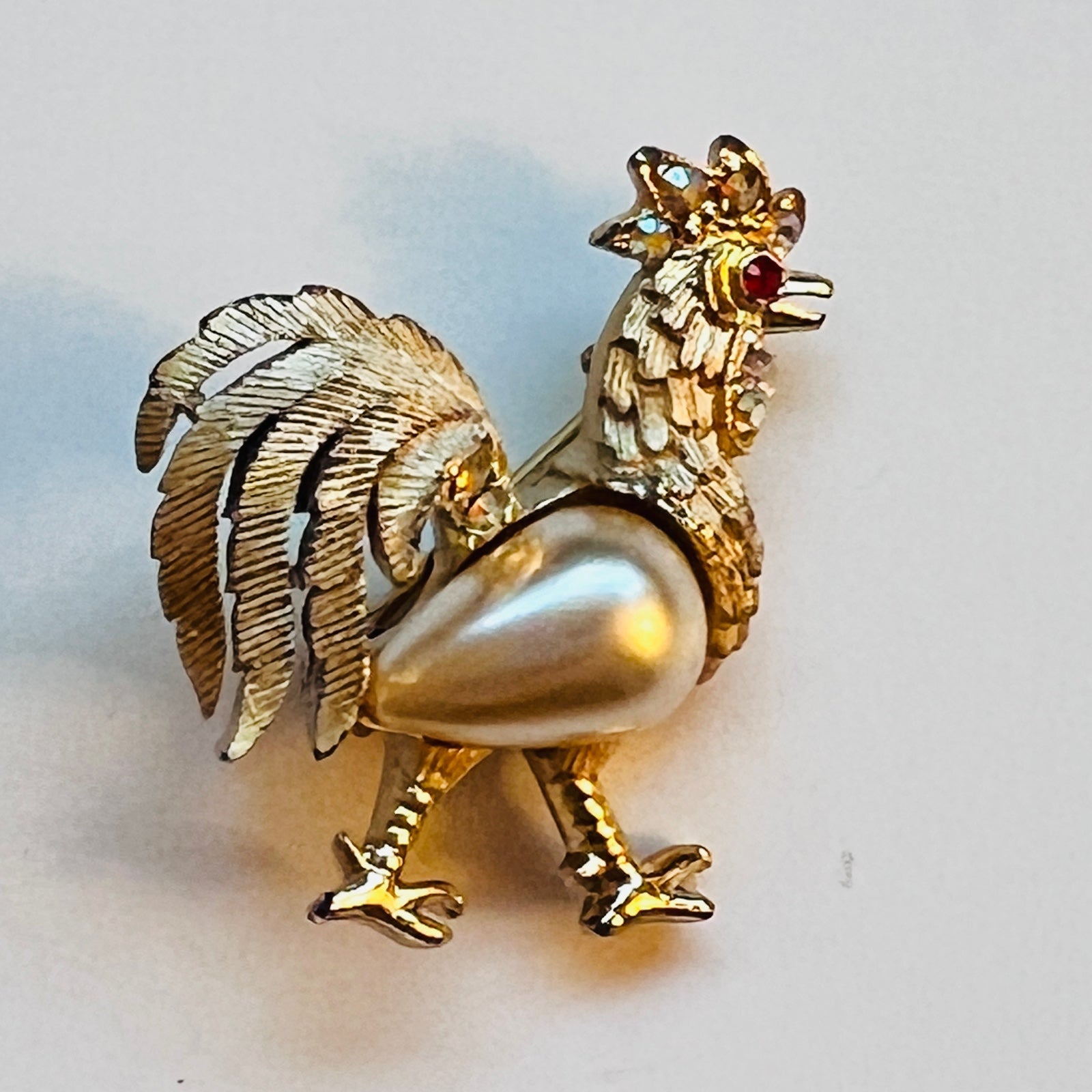 Vintage rooster brooch