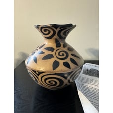 Lencan Acta De Honduras Indigenous Handmade Pottery Vase Black Creme