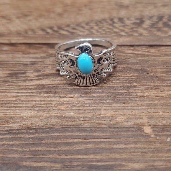 Size 6 R628 sterling eagle ring
