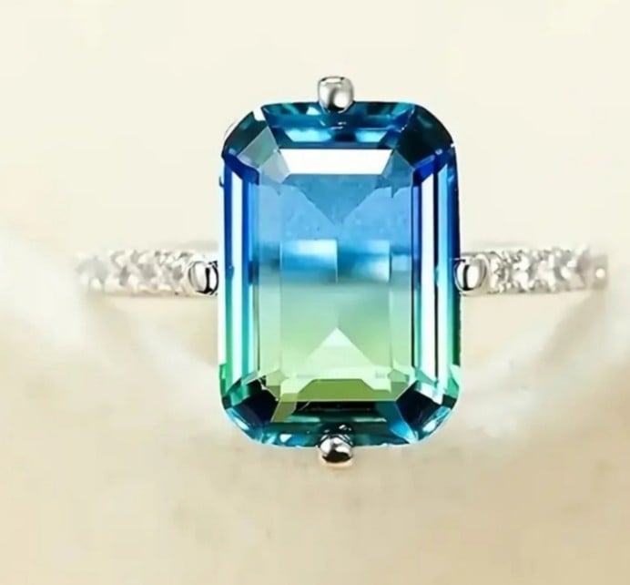 Exquisite Colorful promise ring sz 6