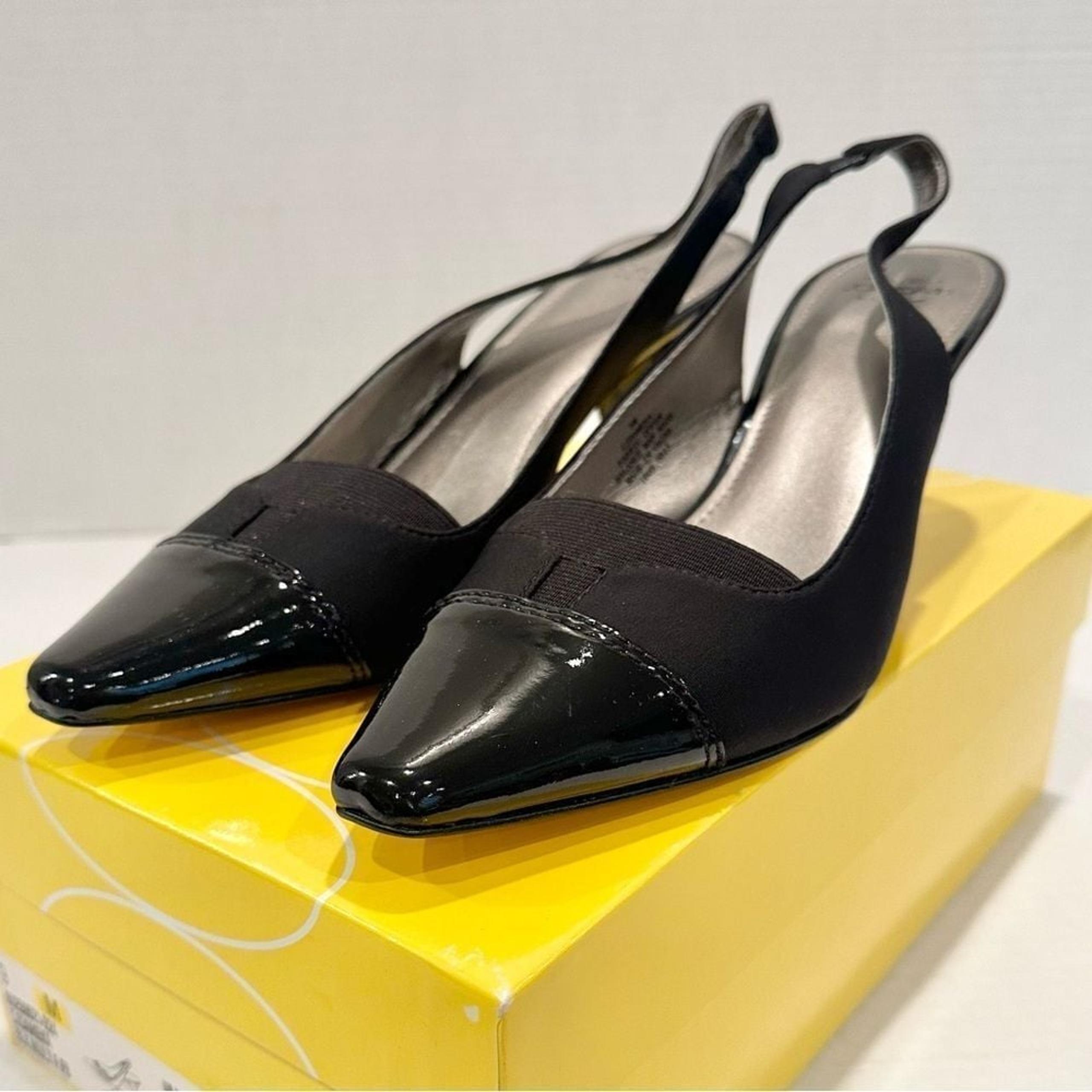 Joan & David Luxe CJDameka Slingback Pump Women's 9 Black Fabric Upper NEW