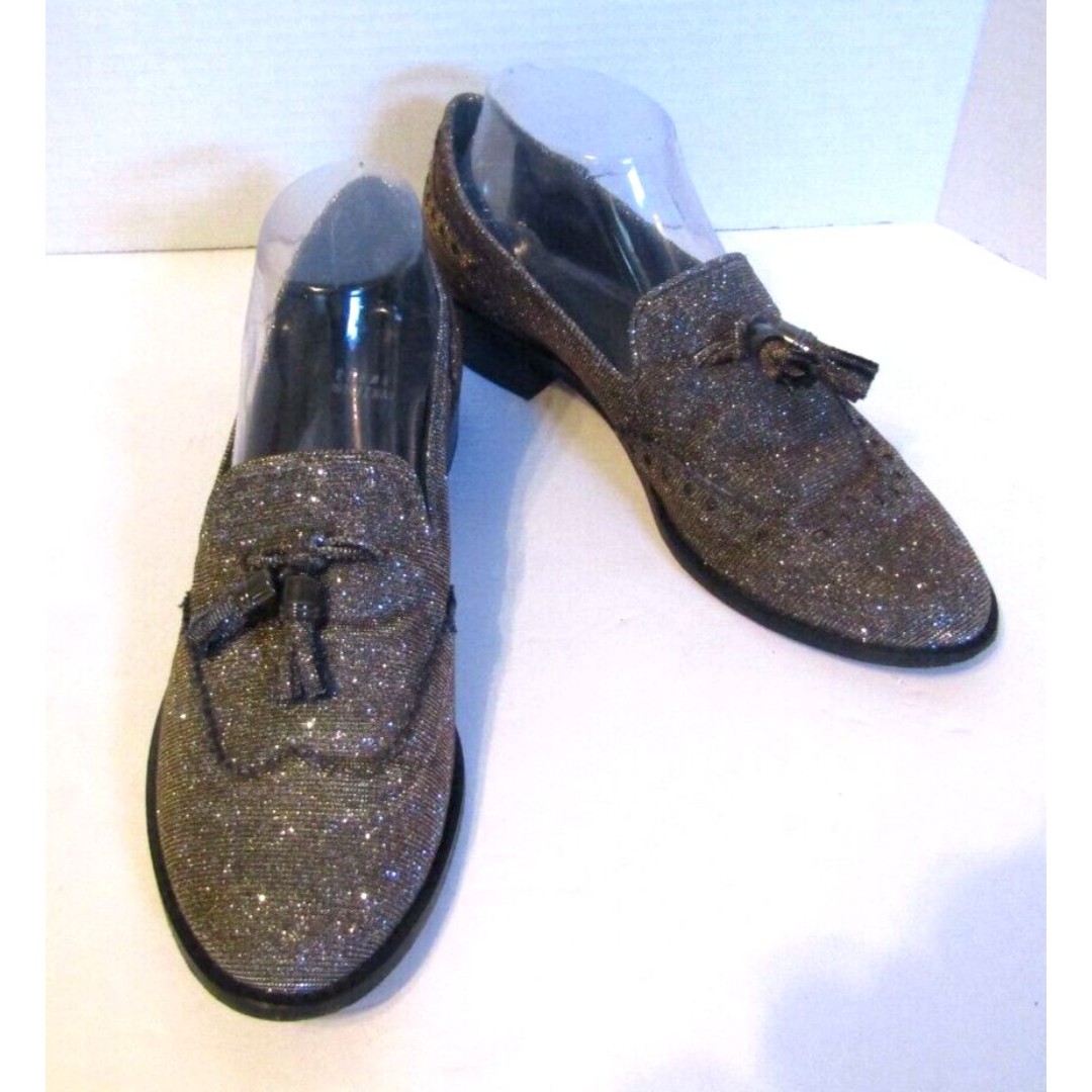 Stuart Weitzman GUY THING Womens Sparkle Silver Metallic Tassel Loafers Size 9