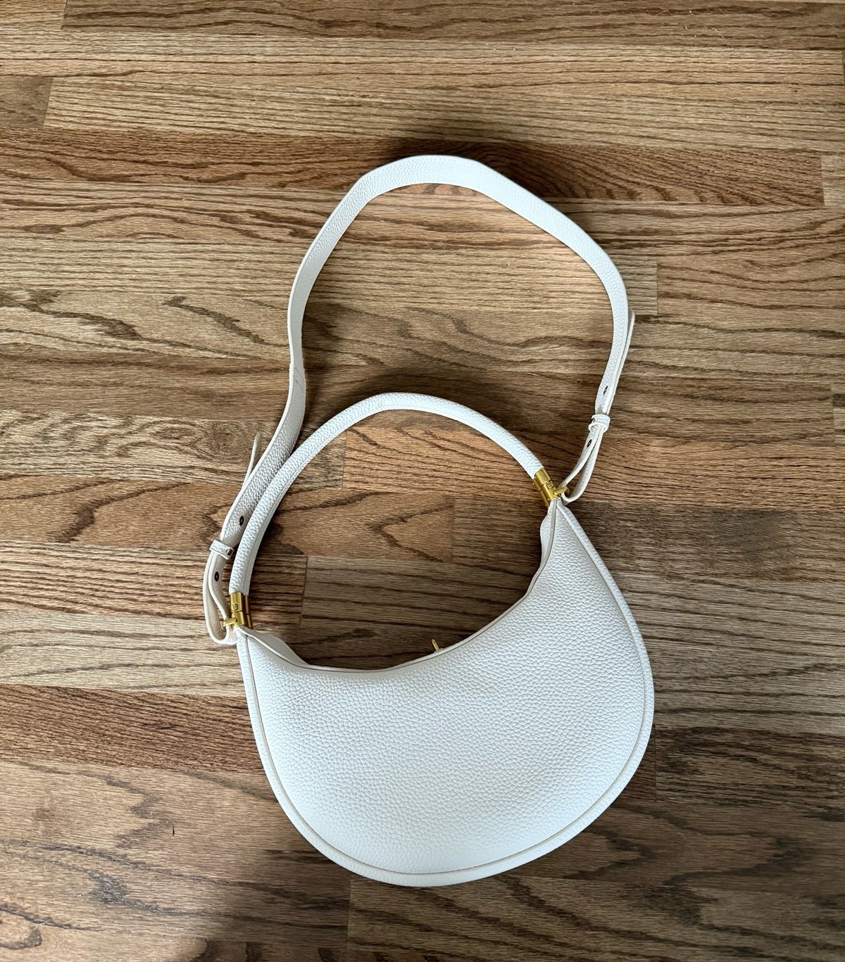 Leather shoulder bag