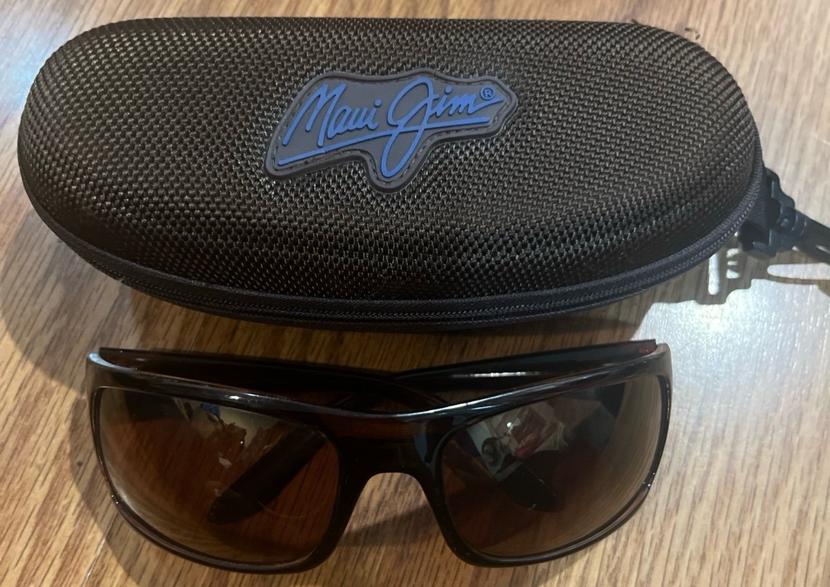 Maui Jim BROWN sunglasses with case