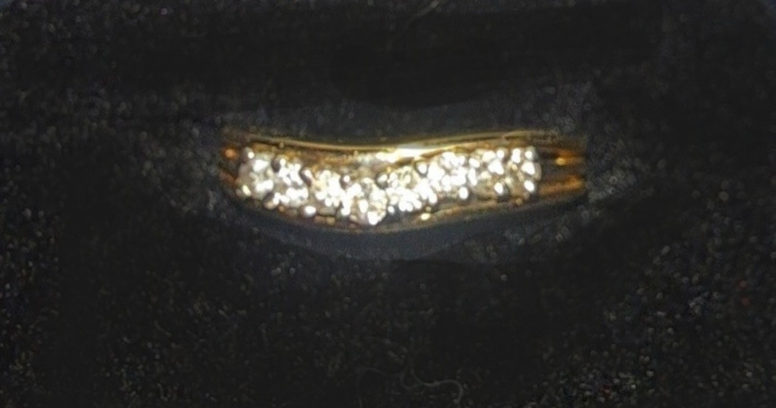 Ring- 8 Diamond Curved on Gold Band
