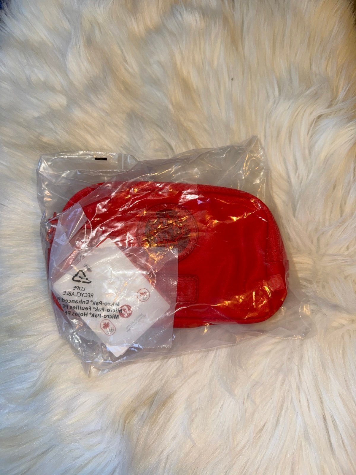 Lululemon Team Canada Mini Belt Bag NWT