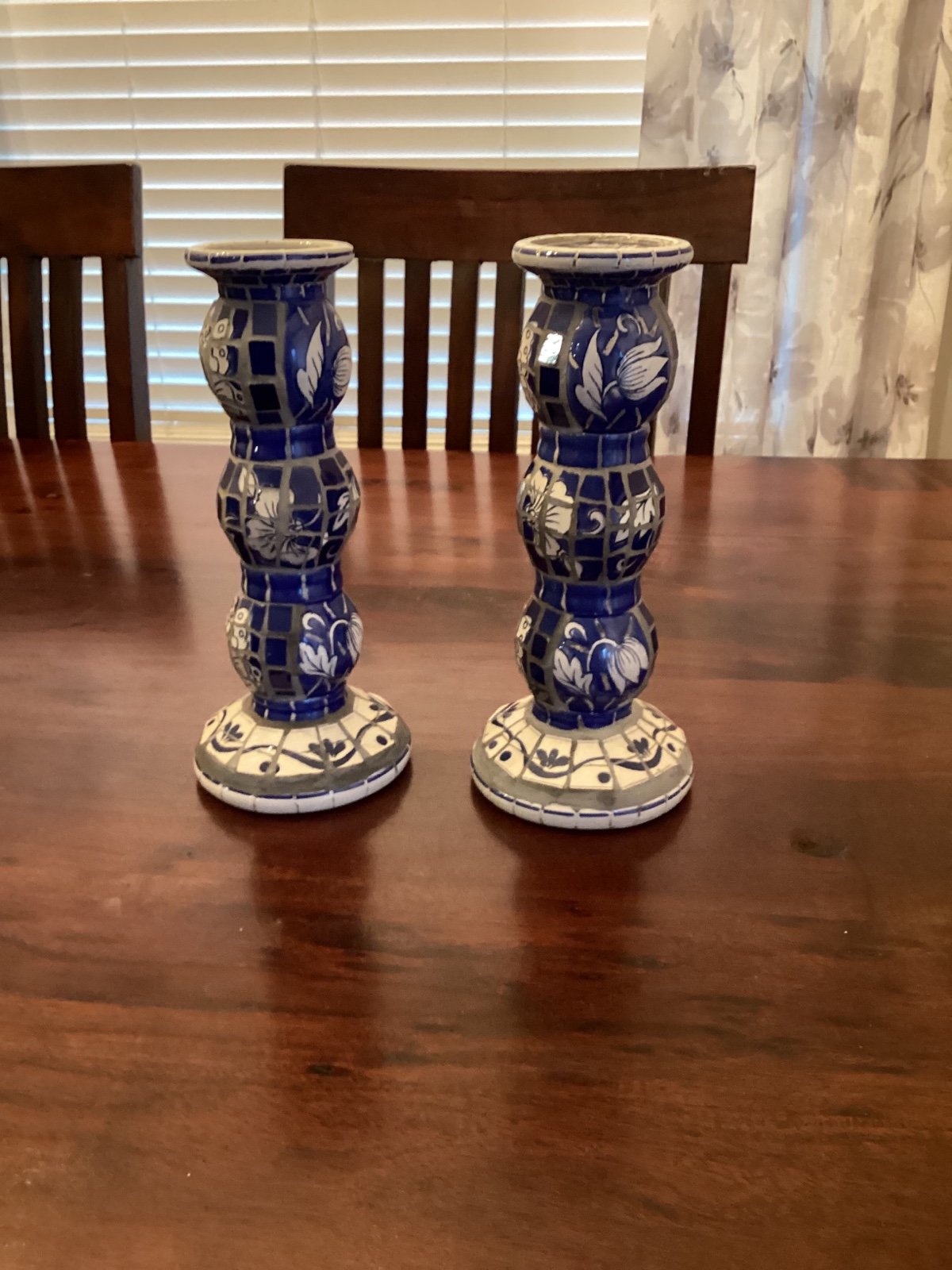 2 Candle Holders